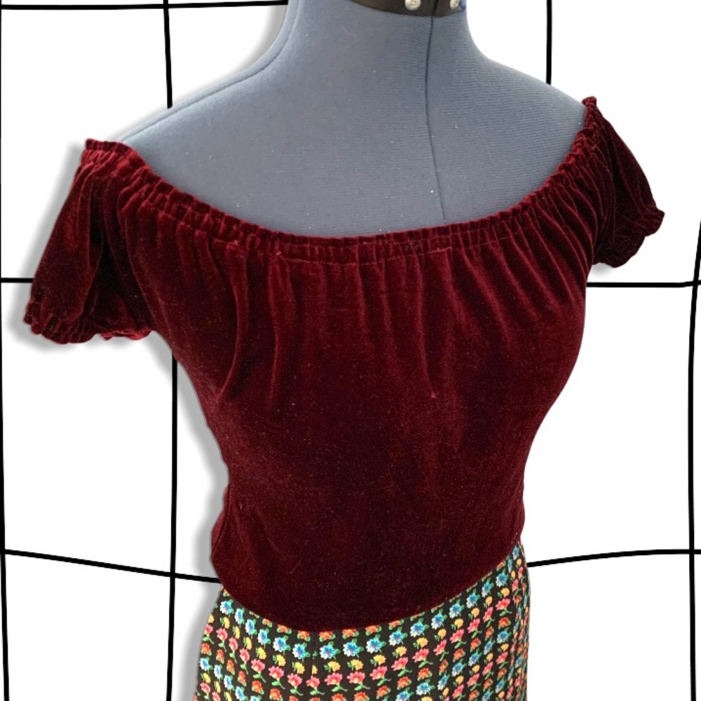 Vintage 90s merlot top